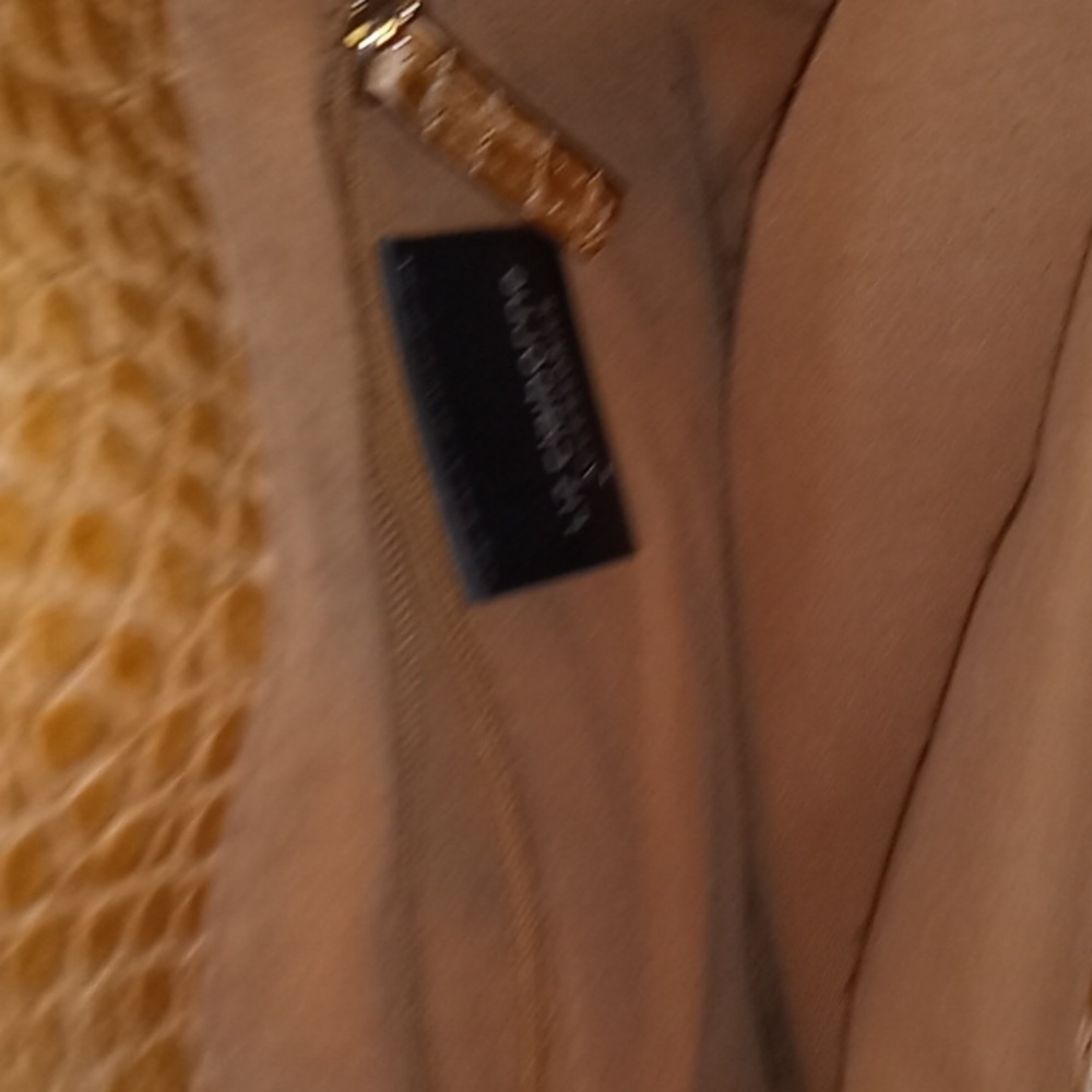 Liz Claiborne, Big & Roomy,Butterfly Purse with Butterscotch Reptilian-Like Trim - Picture 13 of 15